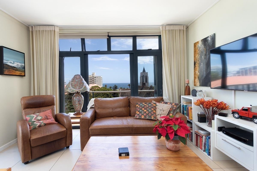 To Let 2 Bedroom Property for Rent in Sea Point Western Cape